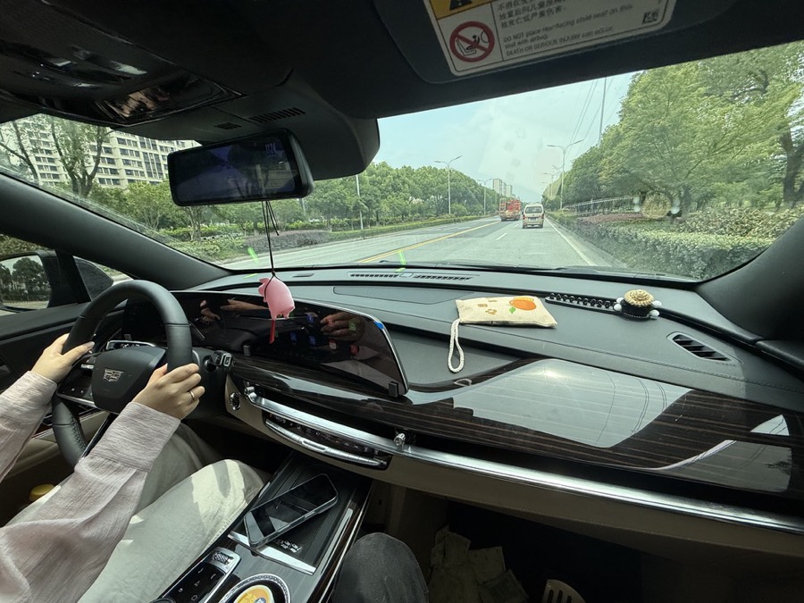 苏州小区出入口练车